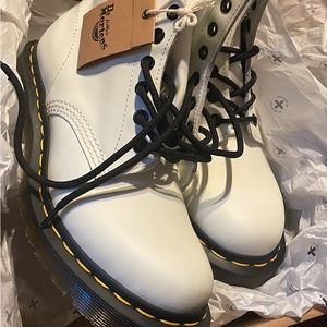 Dr Martens Brand New 1460